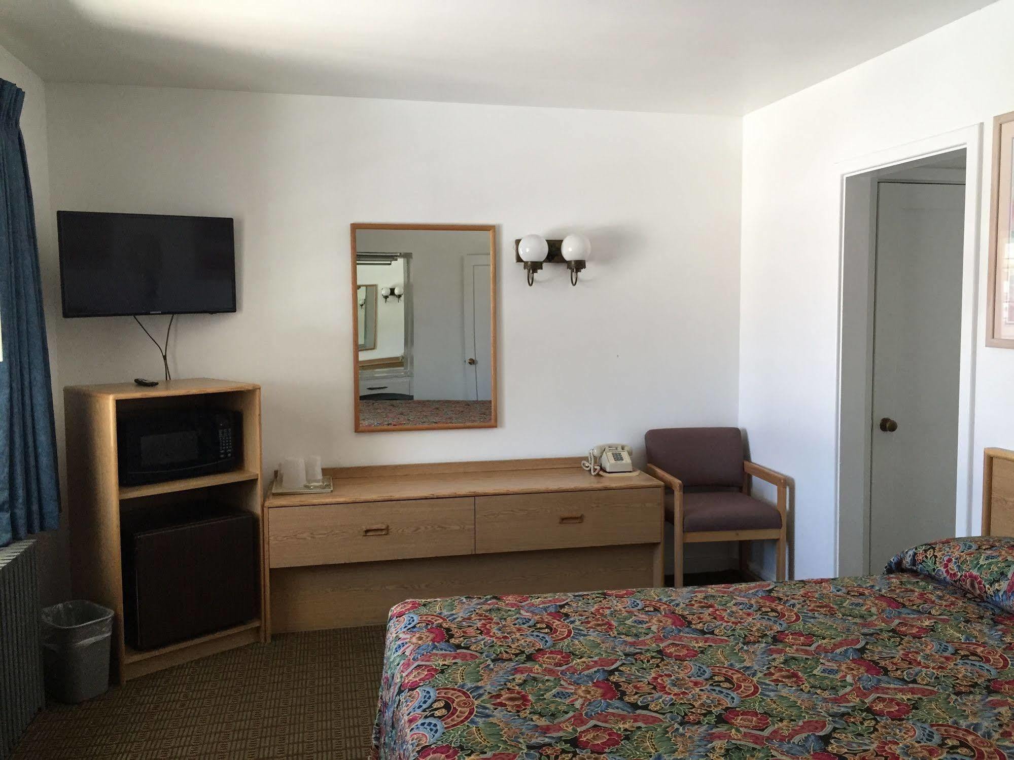 Centre Motel Elko Εξωτερικό φωτογραφία